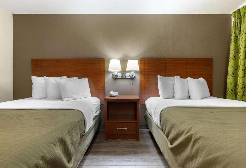 Отель Econo Lodge Cherokee Near River Park