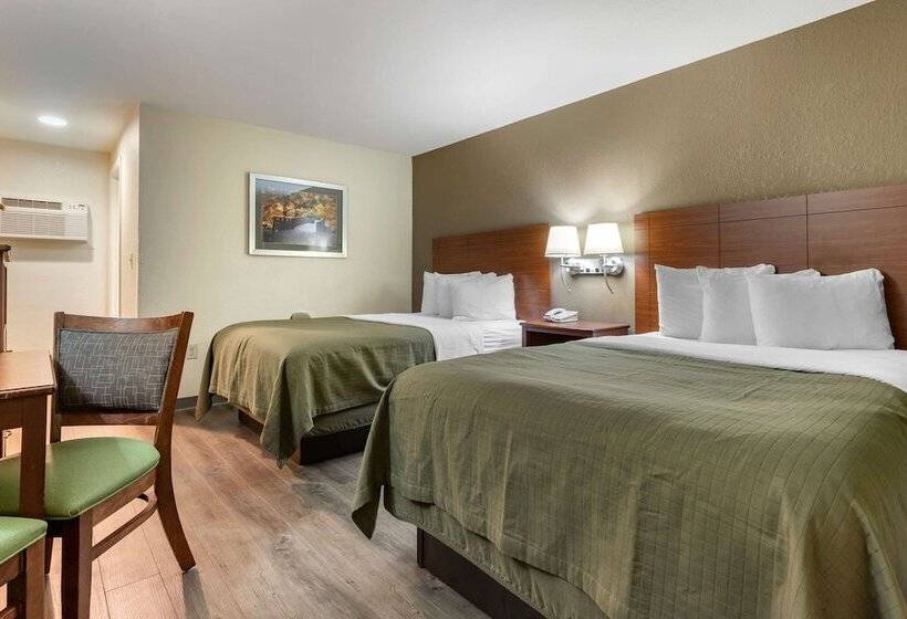 Отель Econo Lodge Cherokee Near River Park