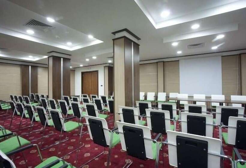 هتل Emerald Beach Resort & Spa
