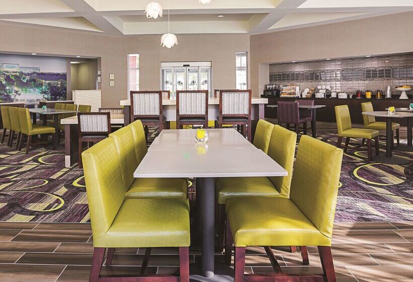 בית מלון כפרי La Quinta By Wyndham Dallas Plano West