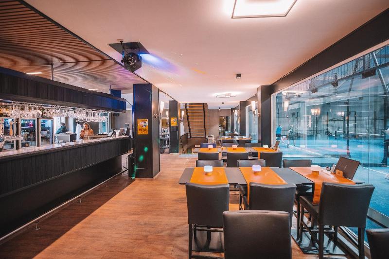 בית מלון כפרי Le Midi