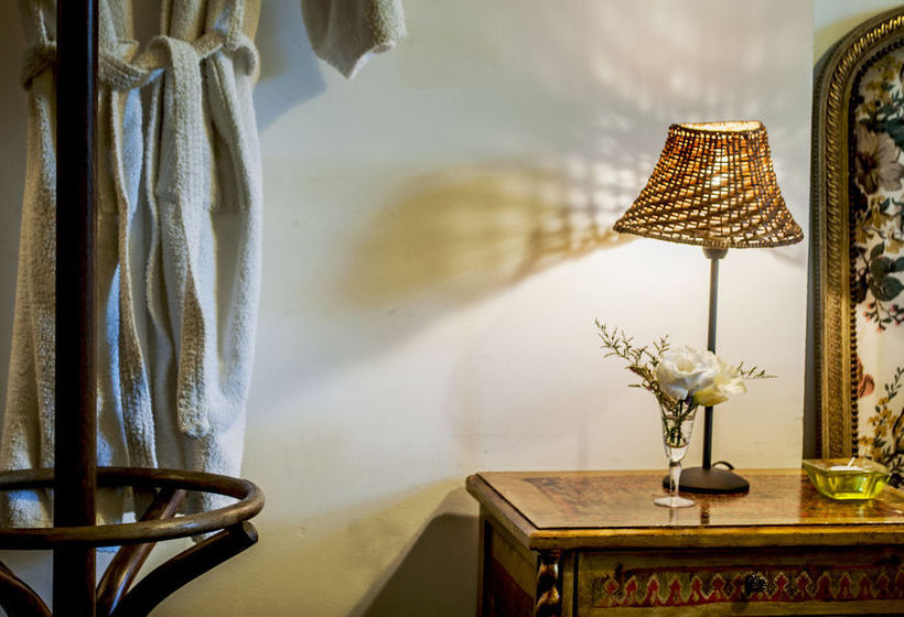 Fotos del hotel Livian Guest House:  17