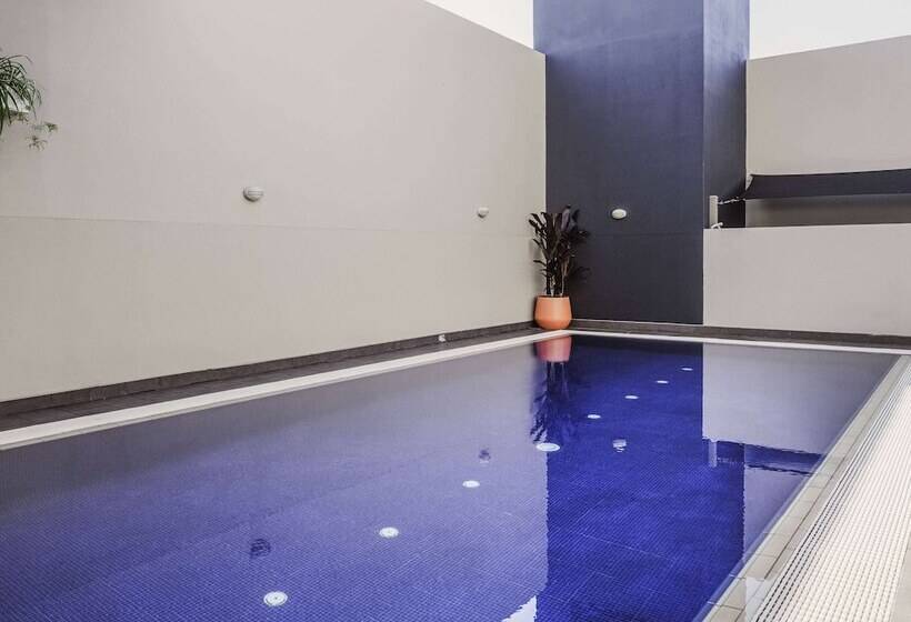 هتل Mercure Centro Port Macquarie