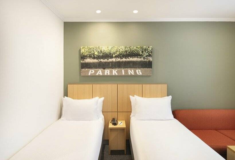 Отель Mercure Sydney Macquarie Park