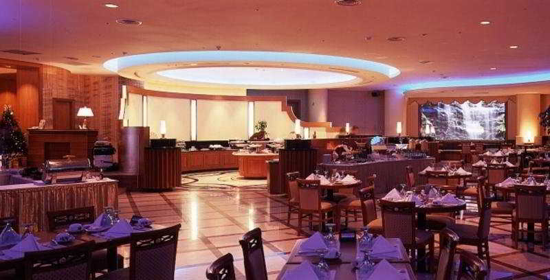 هتل Monarch Plaza