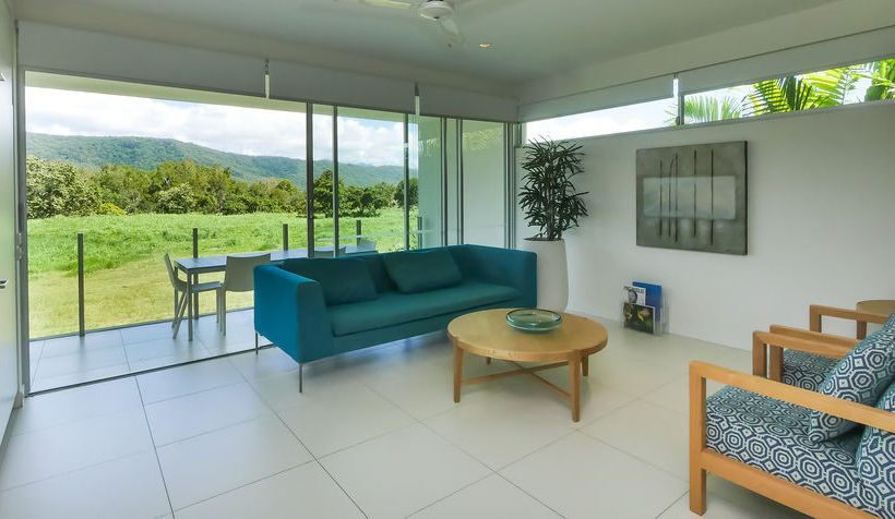 هتل Pool Resort Port Douglas