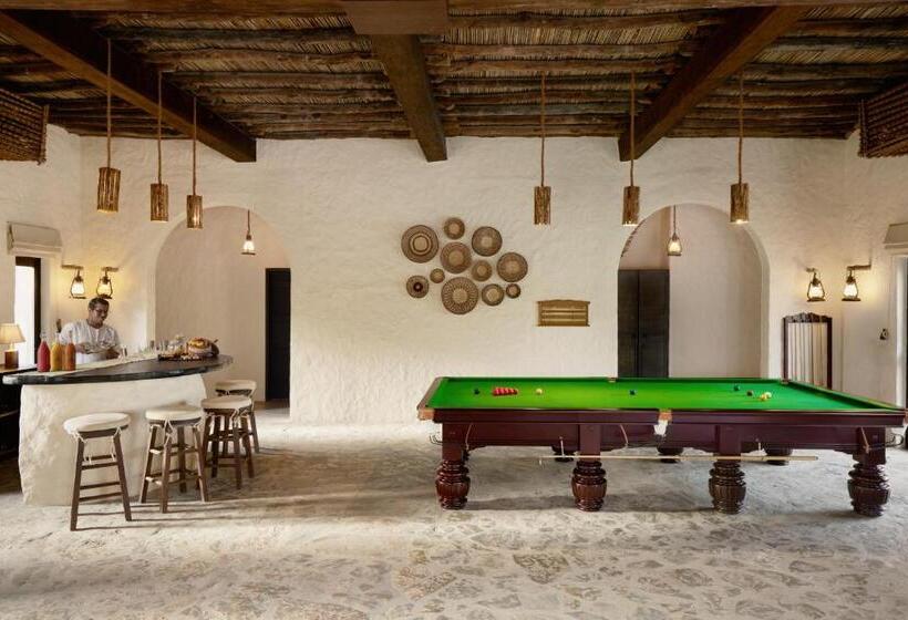 Отель Six Senses Zighy Bay