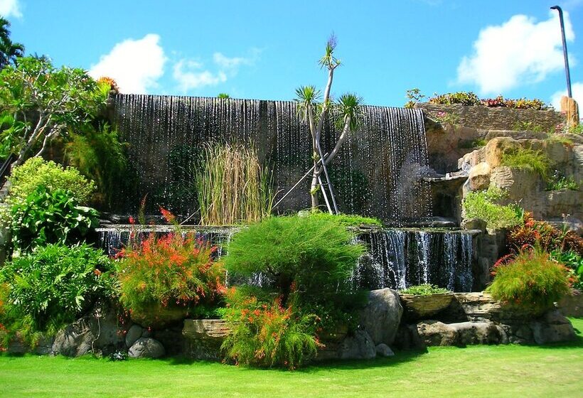 호텔 The Beverly Hills Bali A Luxury Villas & Spa
