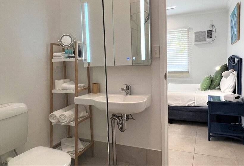 Lychee Tree Holiday Apartments