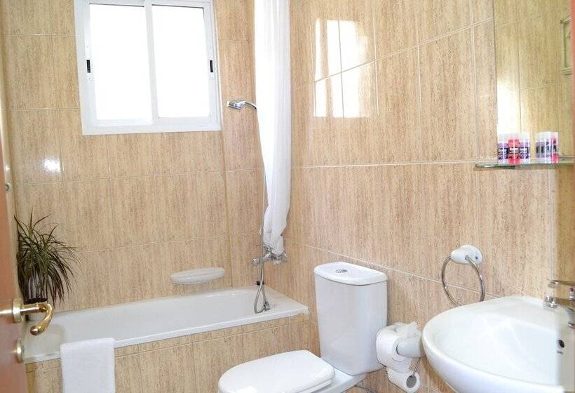 Marianna Hotel Apartments