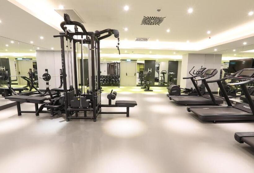 Отель Limak Skopje Luxury