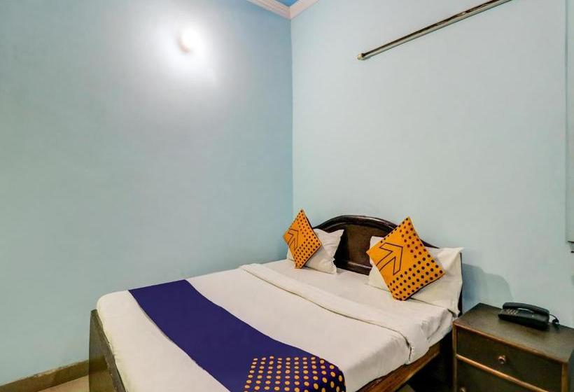 בית מלון כפרי Spot On 78332 Nandini Palace