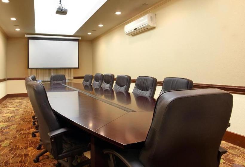 호텔 Holiday Inn Express & Suites Deer Park, An Ihg