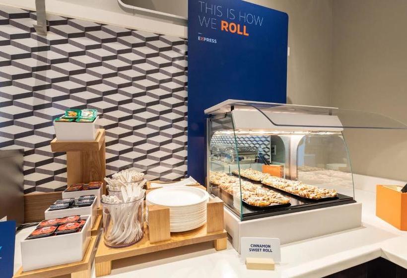 호텔 Holiday Inn Express & Suites Deer Park, An Ihg