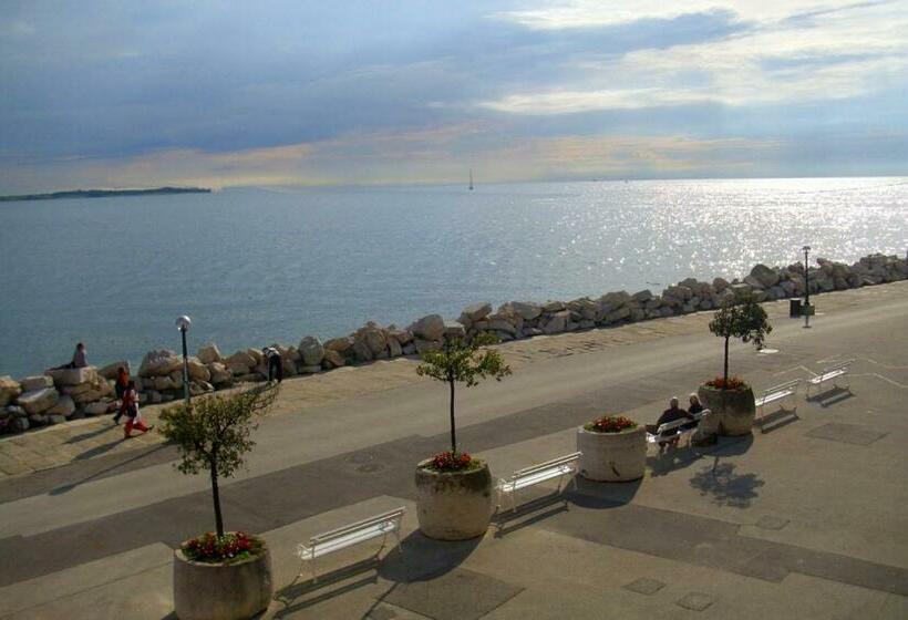 پانسیون Apartments Maja