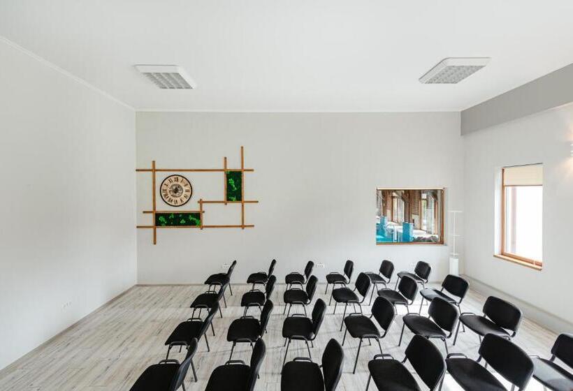 ペンション Casa Dinainte Young And Adults Only