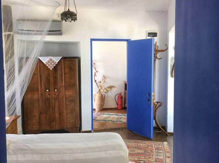 پانسیون Dimitri Ada Evi & Restaurant
