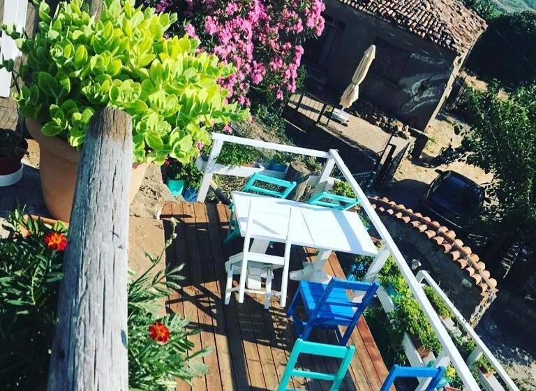 پانسیون Dimitri Ada Evi & Restaurant