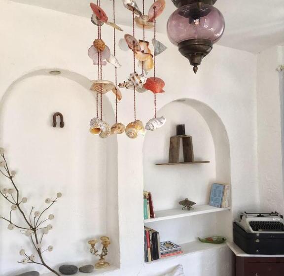 پانسیون Dimitri Ada Evi & Restaurant