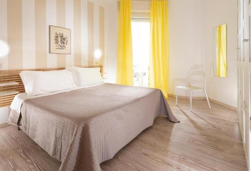 Solemare Hotel E Residence
