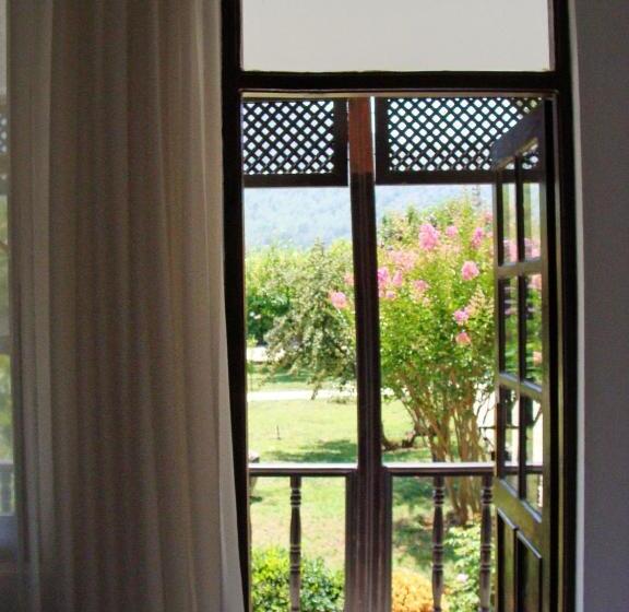 Villa Rhapsody Pension