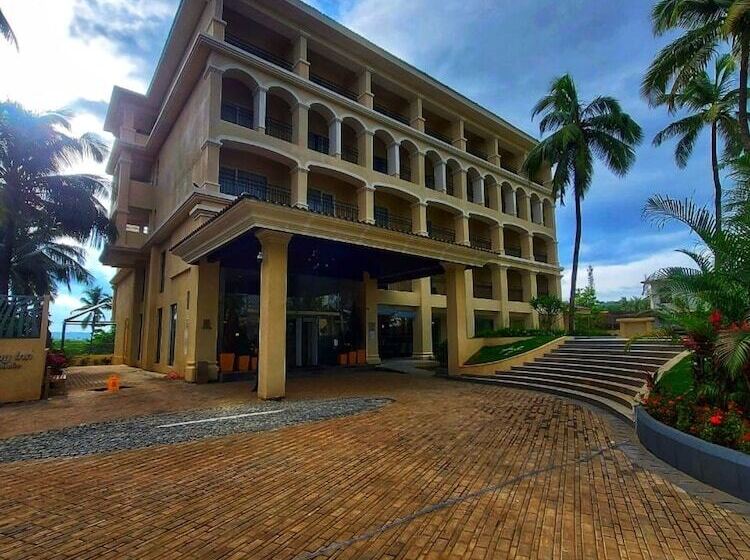 هتل Holiday Inn Goa Candolim