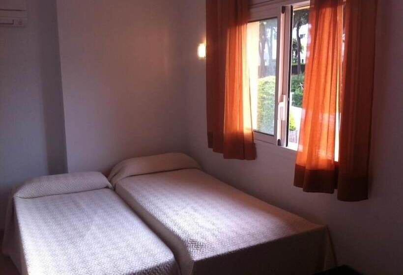 Aparthotel Arenal