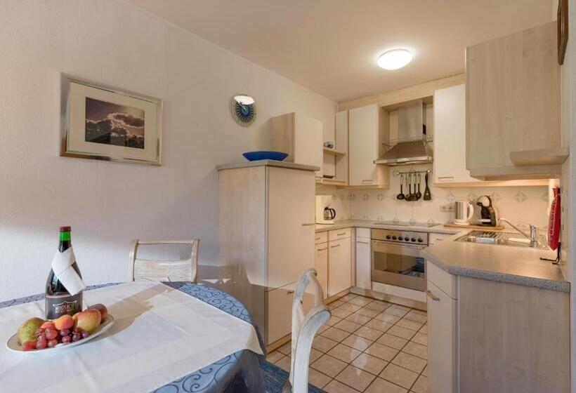 Apparthotel Tom Sojer