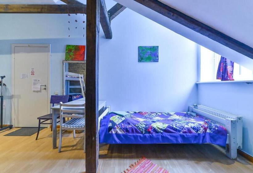 Central Hostel
