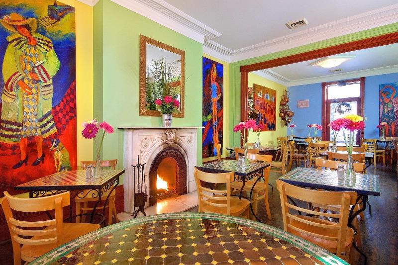 هتل Auberge Les Bons Matins