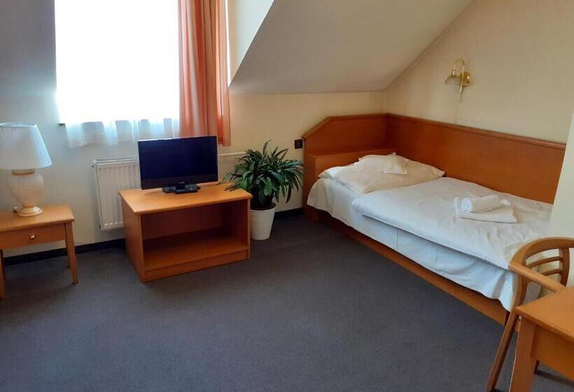 בית מלון כפרי Casanova