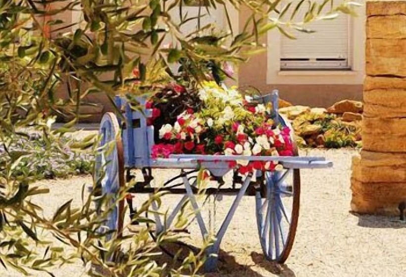 Отель Hôtel Et Résidence De La Transhumance
