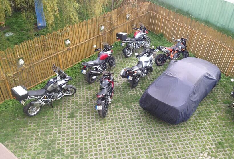 هتل Pension Fontana Svitavy