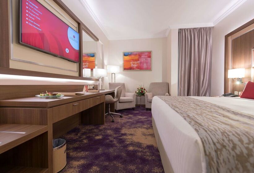 هتل Ramada By Wyndham Continental Jeddah