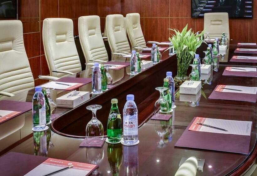 هتل Ramada By Wyndham Continental Jeddah