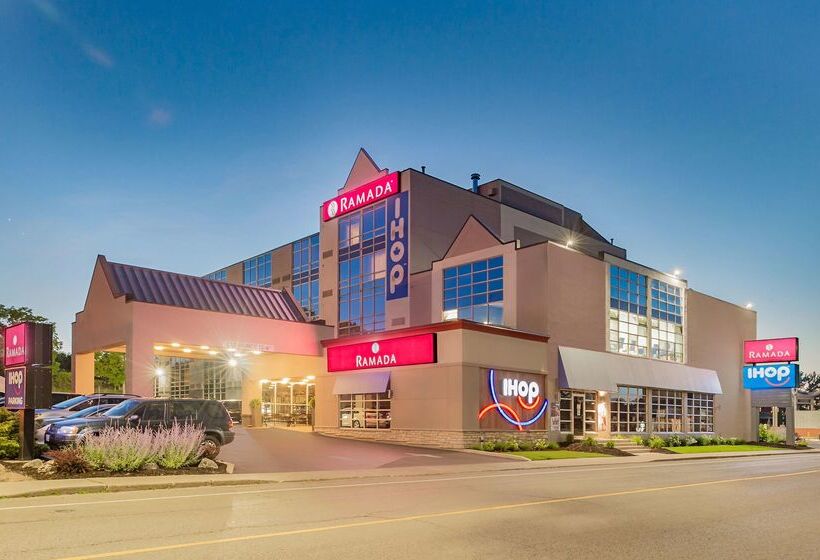 هتل Ramada By Wyndham Niagara Falls By The River