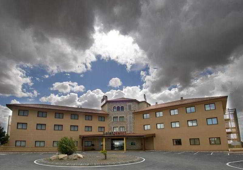 בית מלון כפרי Salat Resort