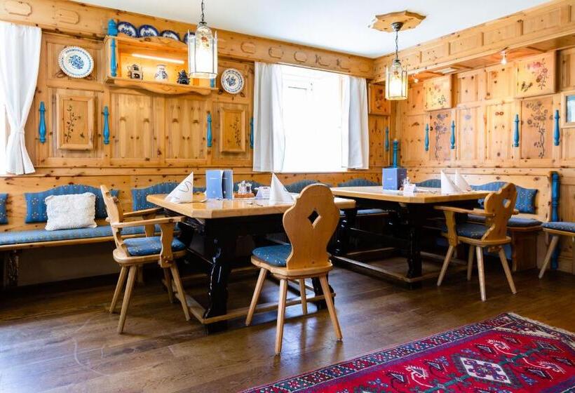 호텔 Scharfegger S Raxalpenhof   Zuhause Am Land