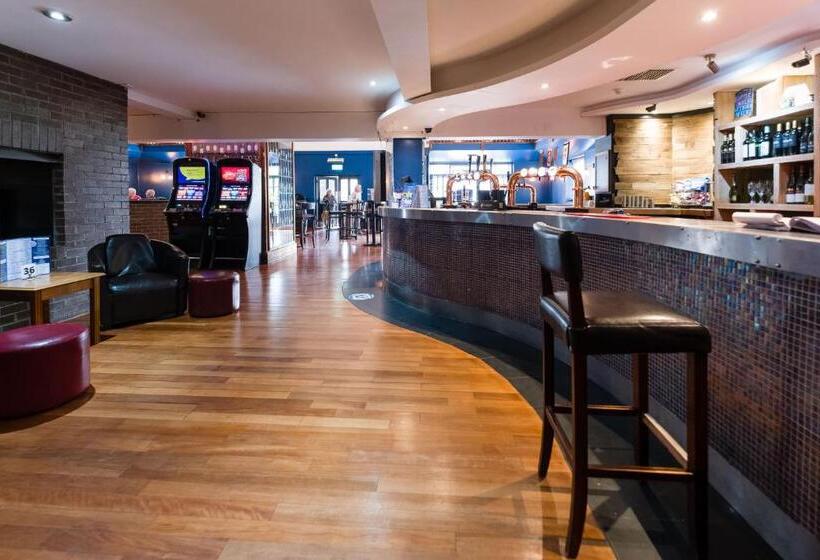 هتل Sporting Lodge Inn Middlesbrough