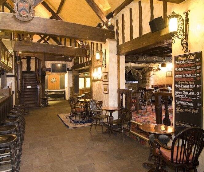 Отель The Horseshoe Inn