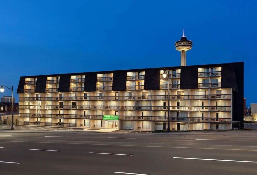 هتل Wyndham Garden Niagara Falls Fallsview