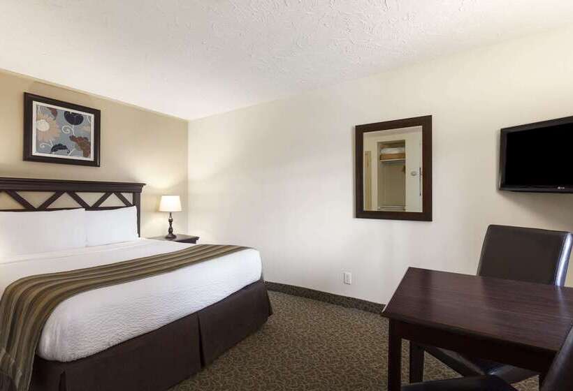 مُتل Days Inn By Wyndham Montreal East