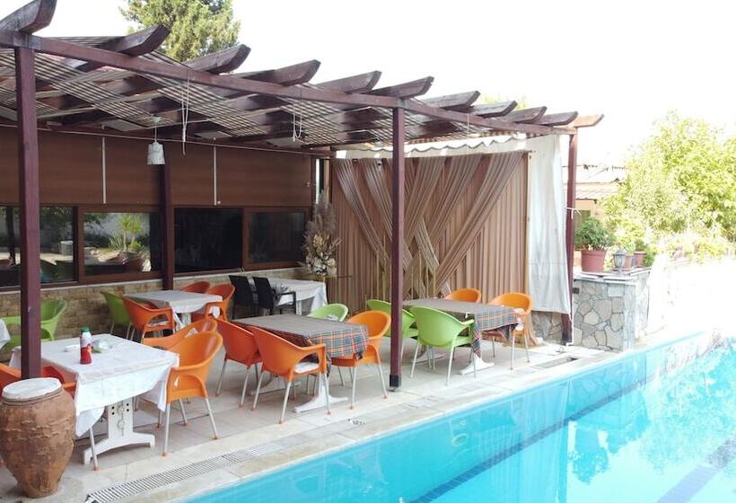 בית מלון כפרי Shah Sultan Ozturk