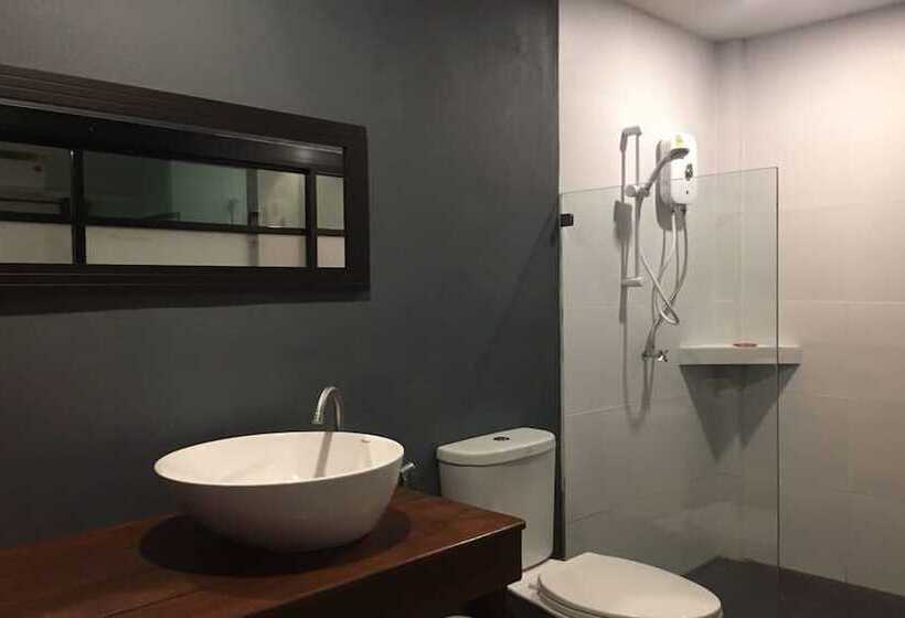 هتل Anattaya Holiday Home