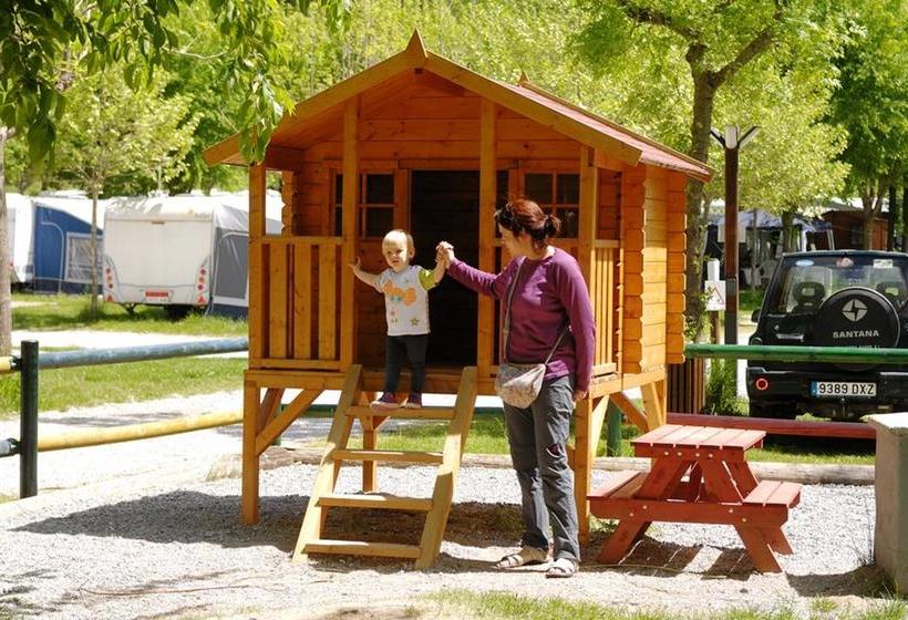 ホテル Càmping Vall De Camprodon