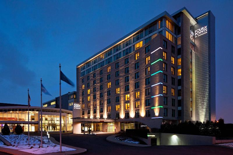 فندق Four Points By Sheraton Levis Convention Centre