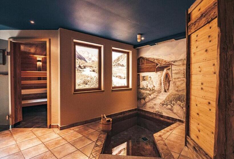 בית מלון כפרי Kristall   Adults Only