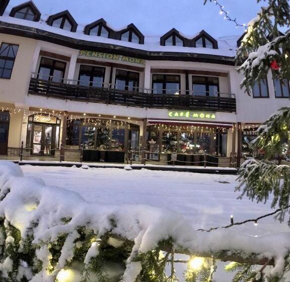 هتل Pension Mona