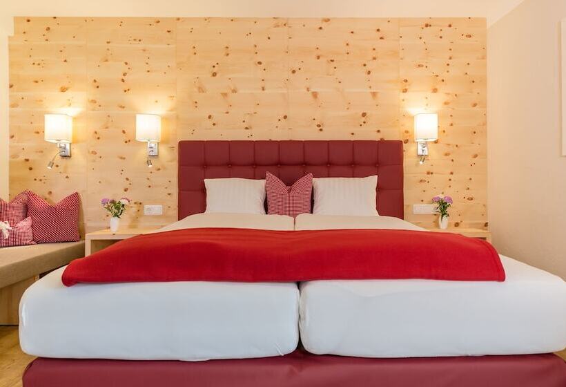 Zirbenhotel Steiger