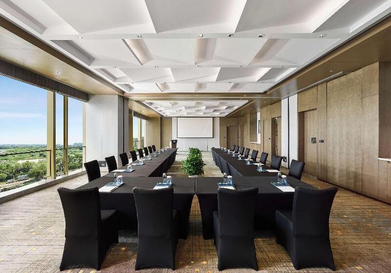 호텔 Doubletree By Hilton Qidong, China